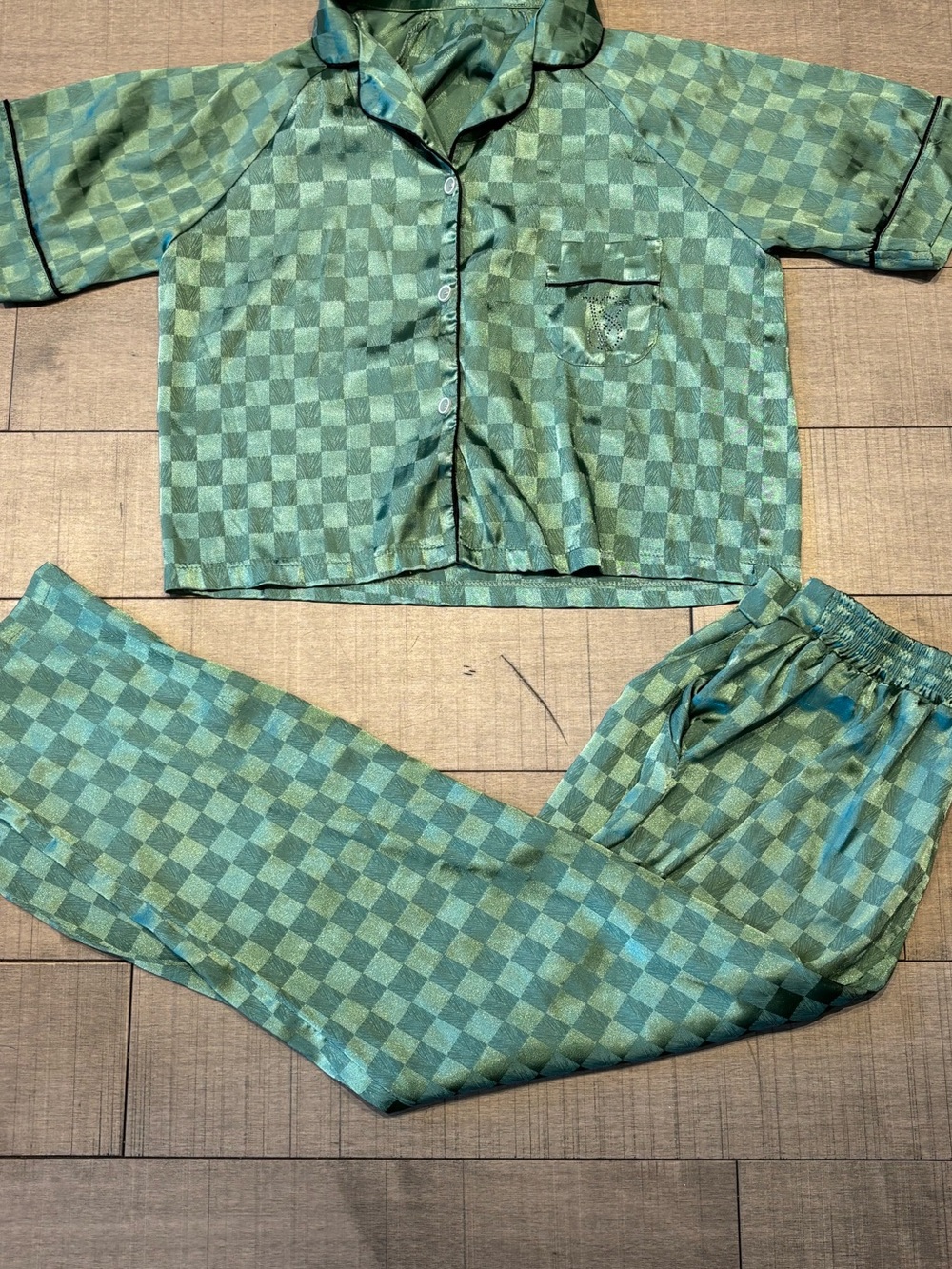 🔮Vintage🔮Victoria's Secret Light Green Checkered Satin Sleep Set